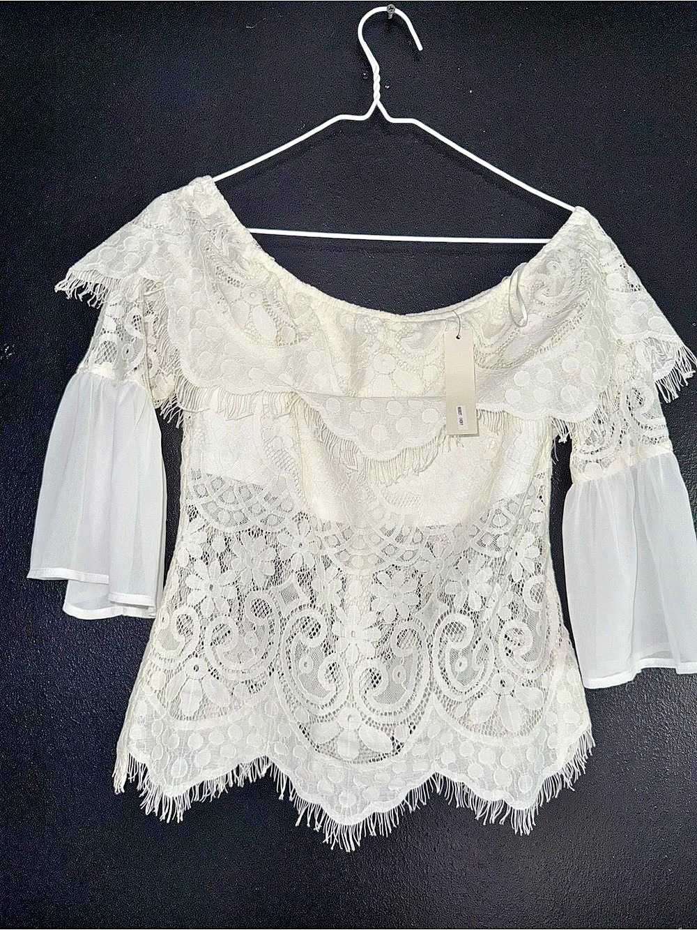 Hot Glam Lace Fringe Blouse in White Size Medium NWT